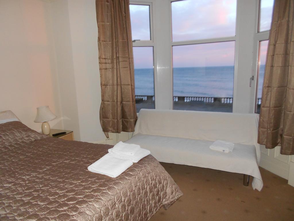 Marlborough Guest Accommodation Whitley Bay Buitenkant foto